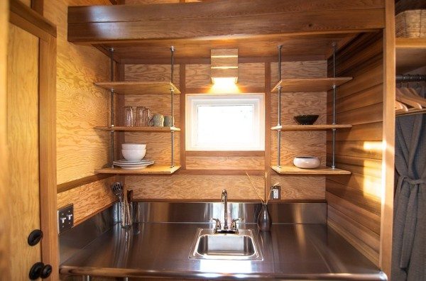 salsa-box-tiny-house-by-shelterwise-002-600x396