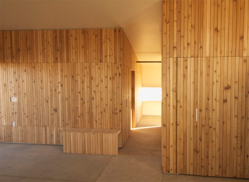 colorado-building-workshop-hozho-house-designboom-06