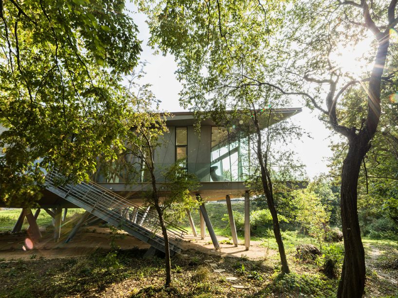 wilkinson-eyre-maggies-centre-oxford-designboom-03