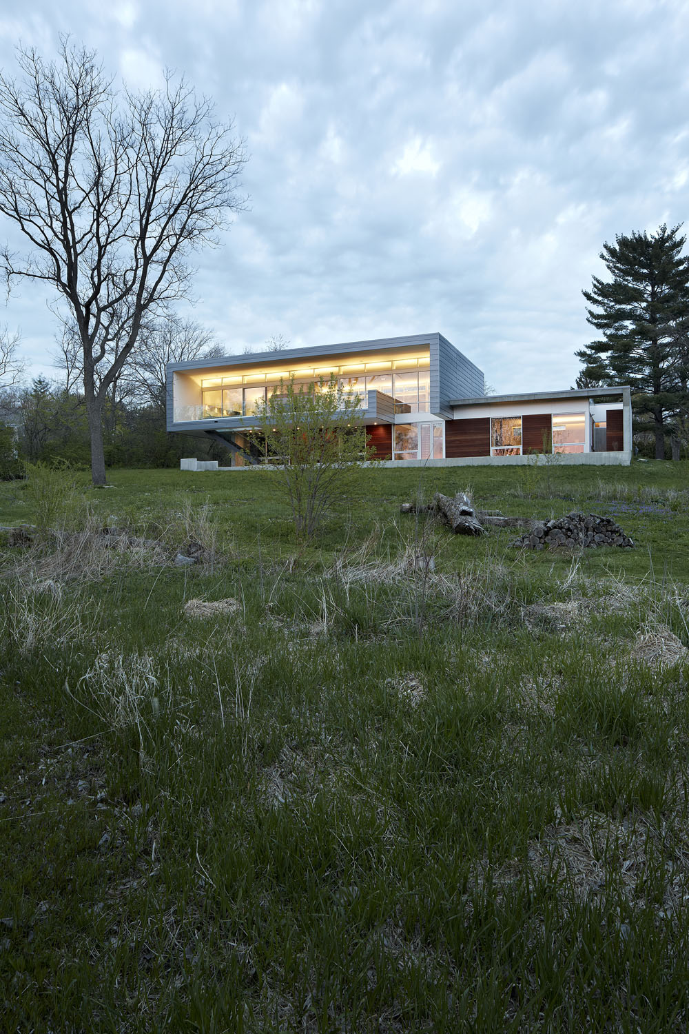 Simplicity-Expressed-in-Riverview-Home-Enhanced-by-Natural-Panoramas-homesthetics-magazine-16