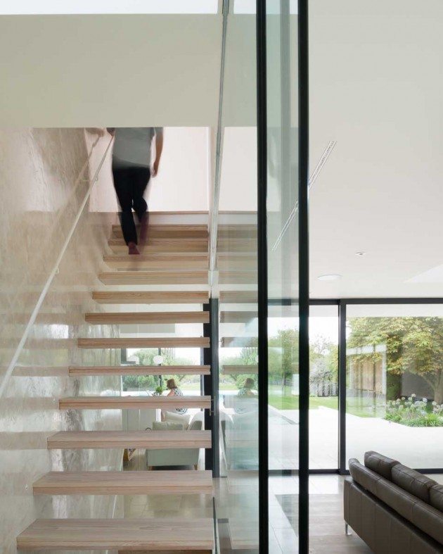 ri_131114_15-630x787