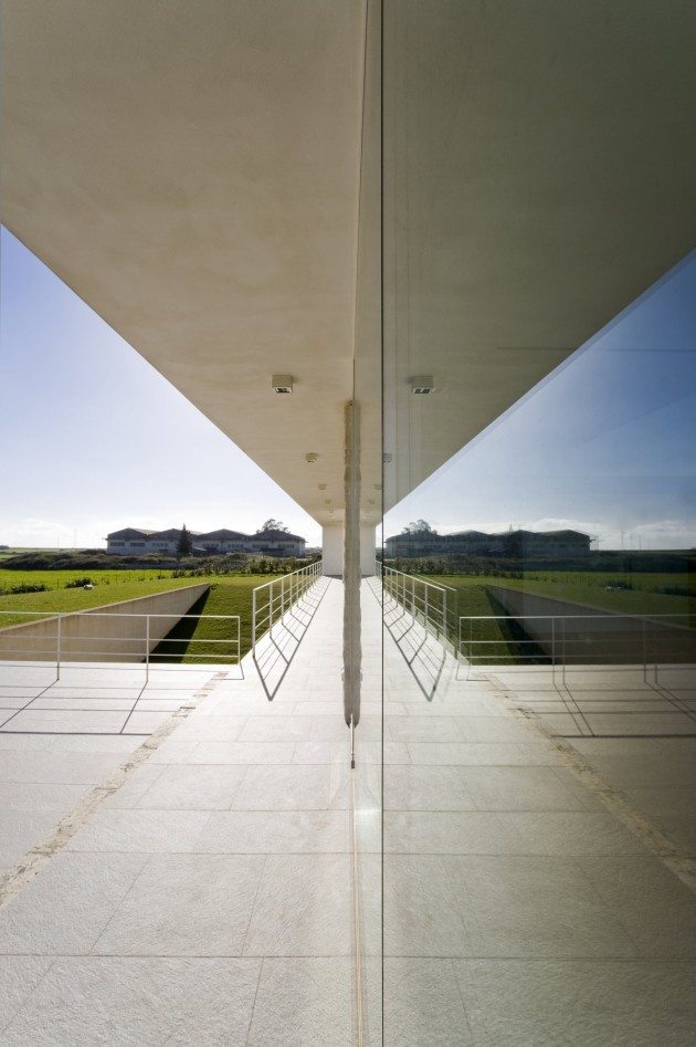 vi_131114_12-630x947