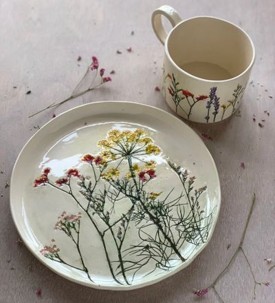 จัดดอกไม้-เซรามิกประดับดอกไม้แห้ง