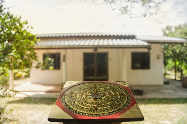 ฮวงจุ้ยหน้าบ้าน-ทิศมงคล