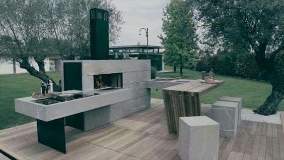 ครัวนอกบ้านแบบโปร่ง