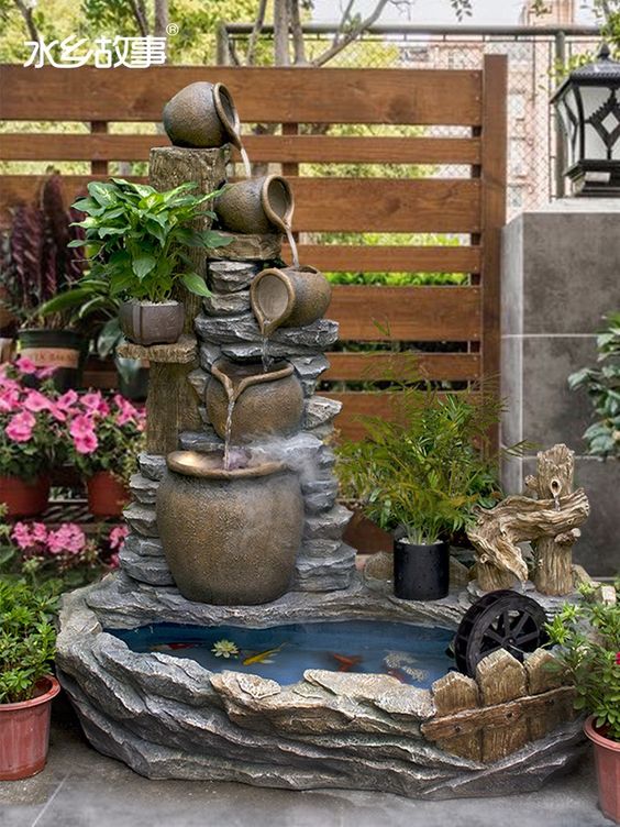 บ่อปลาหน้าบ้าน